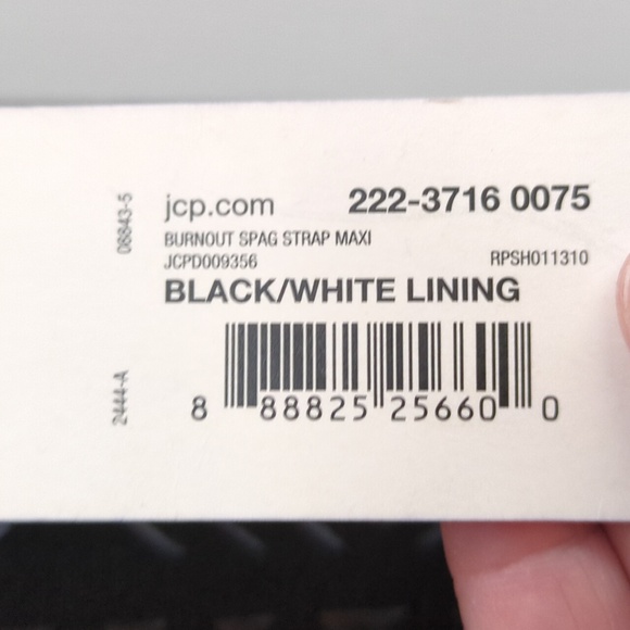 NWT a.n.a Geometric Pattern Maxi Dress - Picture 9 of 9